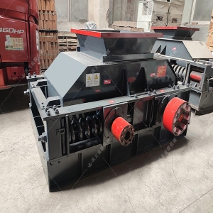 2PGC0809大型雙齒輥破碎機發貨圖片_發往山東濟寧_破碎石頭