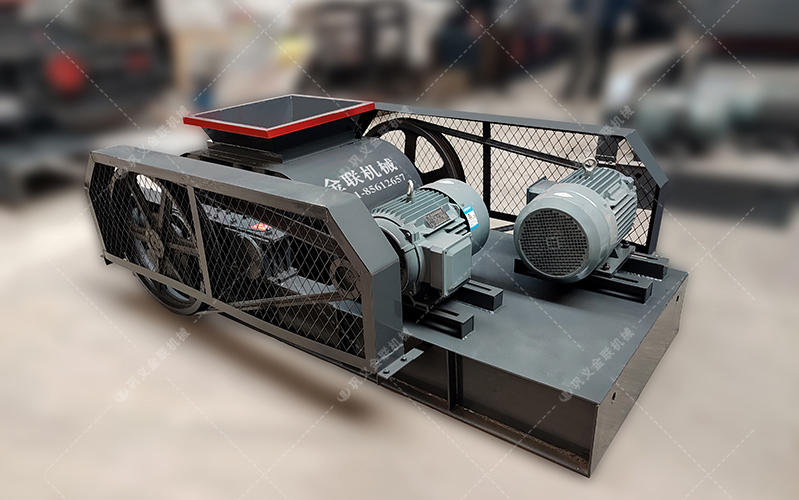 狼牙式雙齒輥破碎機出料粒度好,產(chǎn)量大 狼牙式雙齒輥破碎機出料粒度好,產(chǎn)量大