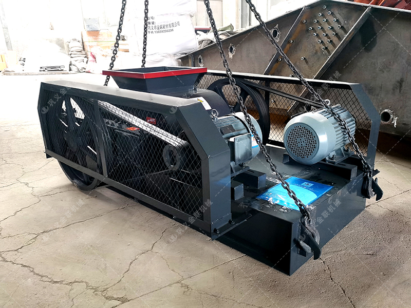 直徑400-600mm的對輥制砂機(jī)多少錢一臺(tái),哪家性價(jià)比高? 直徑400-600mm的對輥制砂機(jī)多少錢一臺(tái),哪家性價(jià)比高?