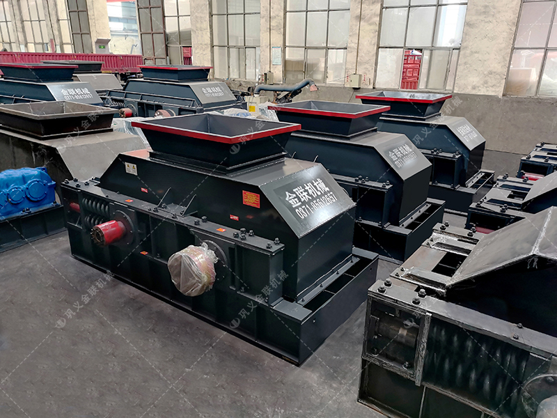 2PGY1200x800型半自動(dòng)液壓對(duì)輥制砂機(jī)發(fā)貨圖片 2PGY1200x800型半自動(dòng)液壓對(duì)輥制砂機(jī)發(fā)貨圖片