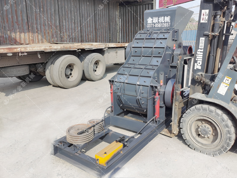 SCF1100X1000大型雙級粉碎機發貨圖片_發往甘肅平陽_破碎煤矸石 SCF1100X1000大型雙級粉碎機發貨圖片_發往甘肅平陽_破碎煤矸石