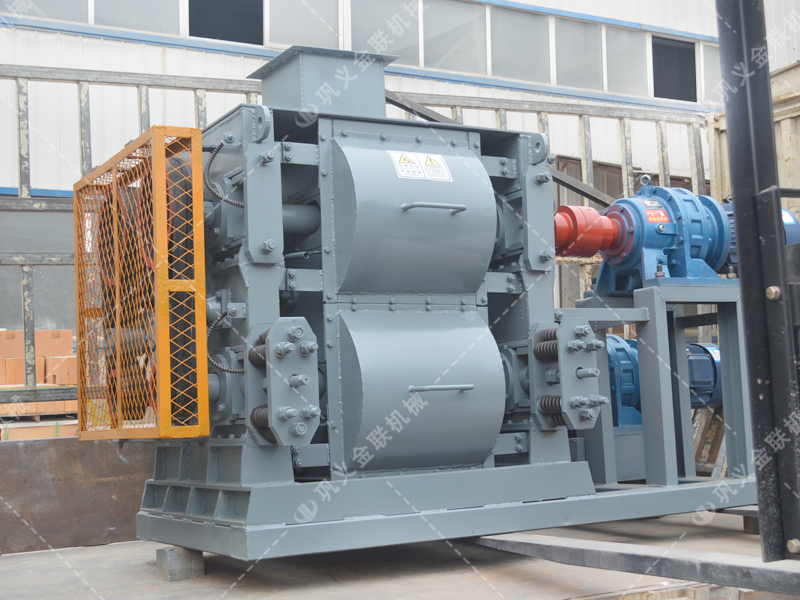 4PG0404小型四輥破碎機(jī)發(fā)貨圖片_發(fā)往新疆阿克蘇_破碎石英石 4PG0404小型四輥破碎機(jī)發(fā)貨圖片_發(fā)往新疆阿克蘇_破碎石英石