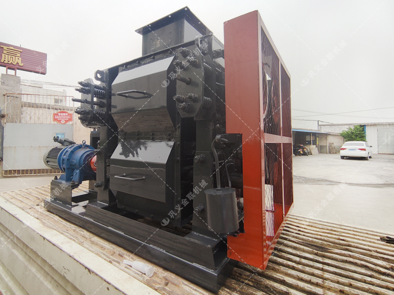 4PG0404小型四輥破碎機發(fā)貨圖片_發(fā)往江蘇常州_破碎高嶺土 4PG0404小型四輥破碎機發(fā)貨圖片_發(fā)往江蘇常州_破碎高嶺土