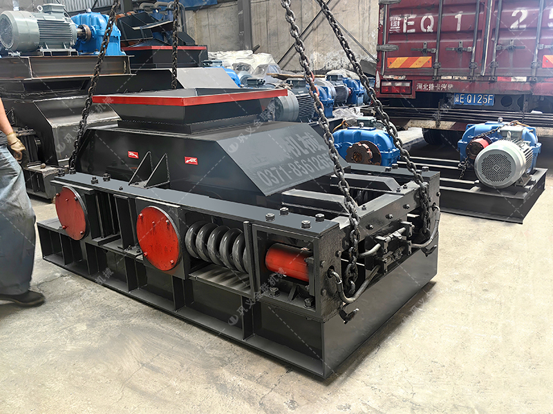 2PG800x600對輥破碎機發(fā)貨圖片_發(fā)往廣東連州_破碎石英石 2PG800x600對輥破碎機發(fā)貨圖片_發(fā)往廣東連州_破碎石英石