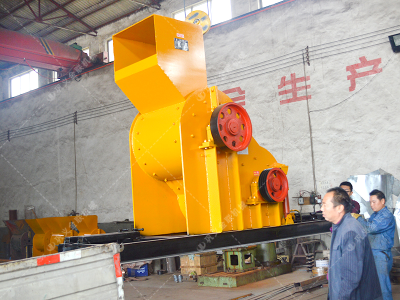 兩臺(tái)800X800雙級(jí)粉碎機(jī)發(fā)貨圖片_發(fā)往廣西南寧_破碎鐵礦石 兩臺(tái)800X800雙級(jí)粉碎機(jī)發(fā)貨圖片_發(fā)往廣西南寧_破碎鐵礦石