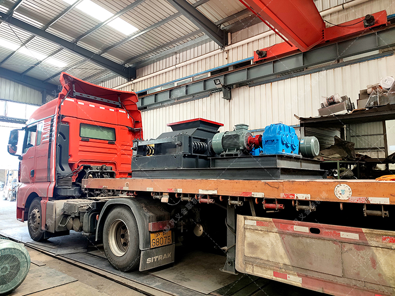 2PG500X750對輥破碎機發貨圖片_發往廣東佛山_破碎石英砂 2PG500X750對輥破碎機發貨圖片_發往廣東佛山_破碎石英砂