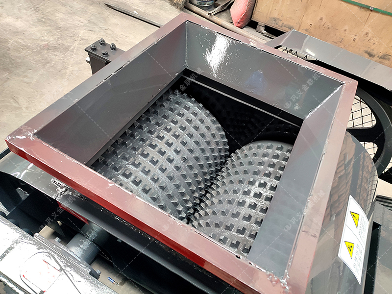 玻璃破碎用雙齒輥破碎機怎么樣？價格貴嗎？