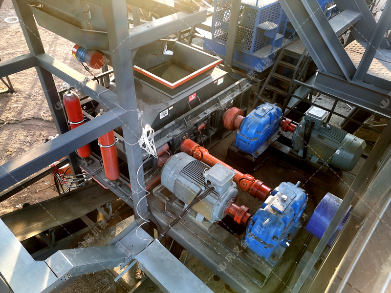 對(duì)輥破碎機(jī)的出料粒度能穩(wěn)定控制在 5mm 以下嗎？調(diào)節(jié)秘籍在此！